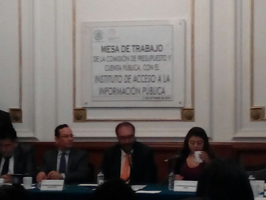 Se reÃºne titular de InfoDF con ComisiÃ³n de Presupuesto y Cuenta PÃºblica