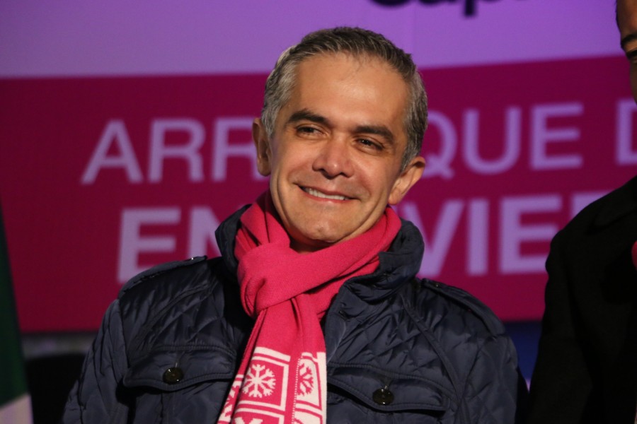 Devela Mancera bustos de cantautores mexicanos