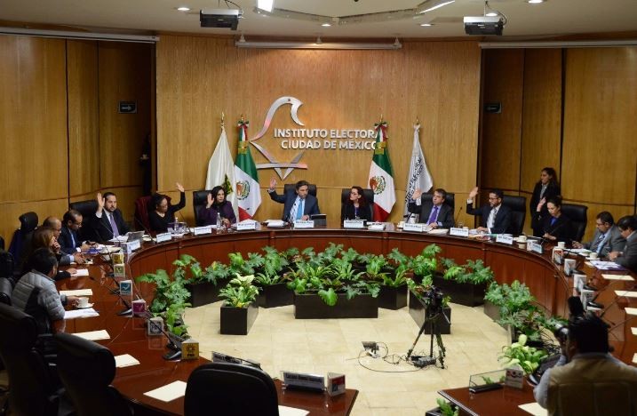 Impone IECM multas a Morena, PT y PES. Se encontraron irregularidades en sus informes de gastos