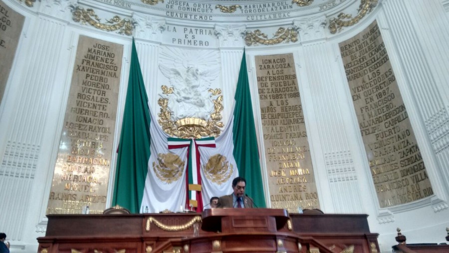 Buscan disminuir a 16 años la edad para ejercer el voto