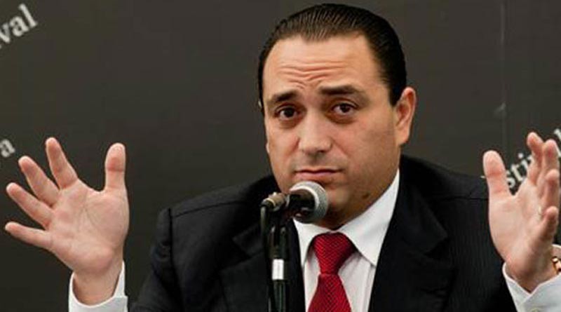 PRI suspende derechos partidistas a Borge Angulo