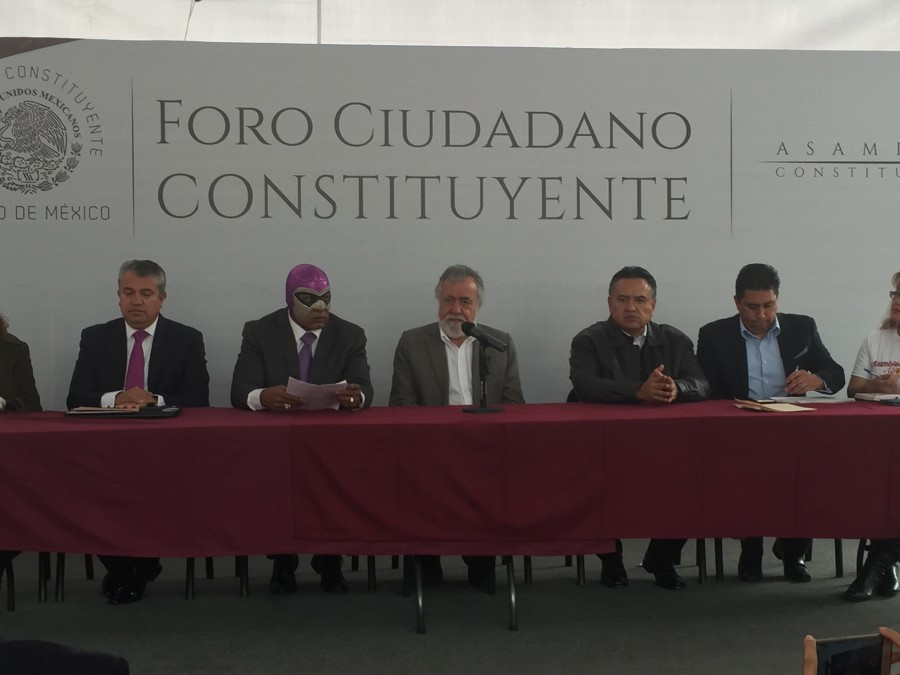 Presentan iniciativas ciudadanas para la ConstituciÃ³n de la CdMx