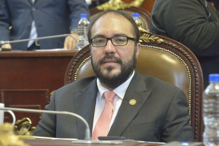 Piden ampliar licencia de paternidad en la CDMX