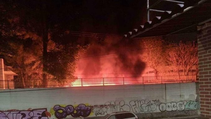 Se registra incendio en CCH Azcapotzalco