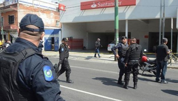 Especial vigilancia en el centro y poniente por robos bancarios y a clientes