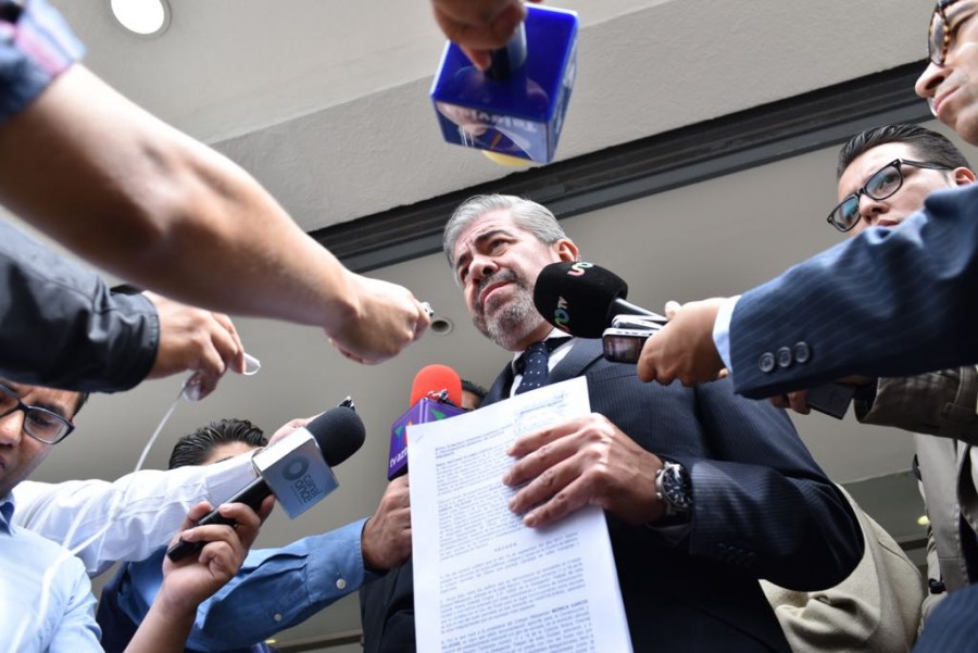 Denuncia penalmente Raúl Flores a Claudia Sheinbaum y a dueña de Colegio Rébsamen