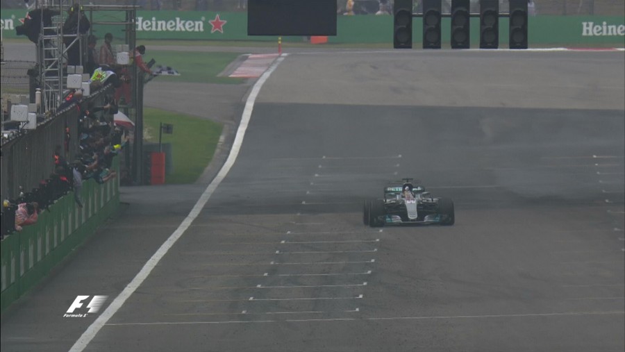Hamilton conquista el GP de China