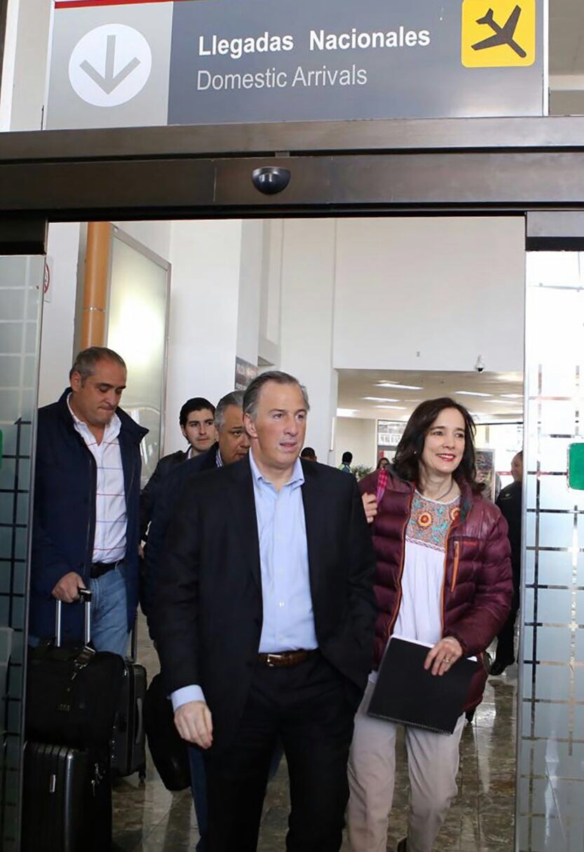 Piden investigar a Meade por desviación de recursos