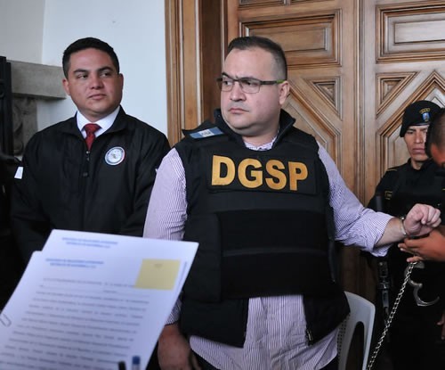 Siguen las denuncias en contra de Javier Duarte