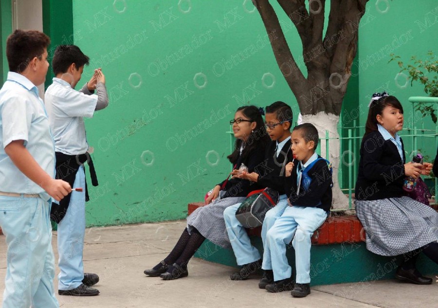 Más recursos para escuelas de tiempo completo, demandan la Secretarías del Trabajo