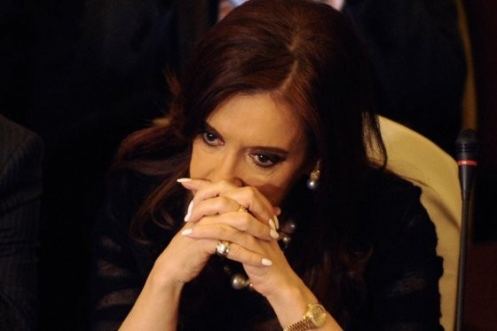 Expresidenta argentina pide que aparten a juez y fiscal por presunta parcialidad en caso de soborno