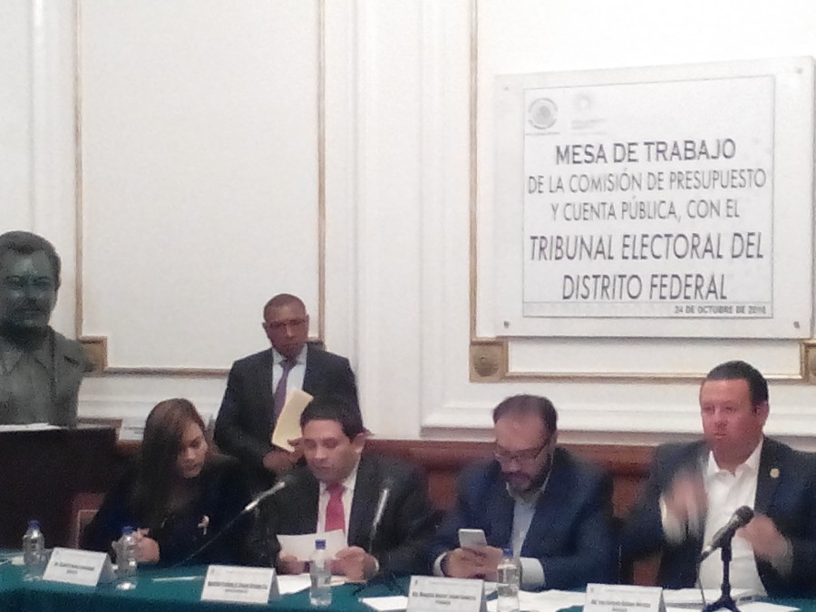 Comparece titular de TEDF ante ALDF