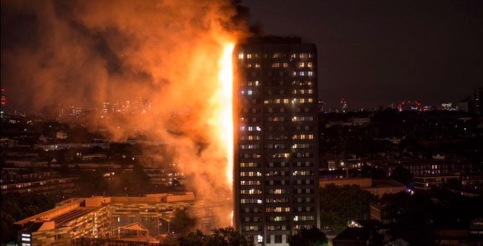 Terror en Londres por incendio de edifico de 24 pisos