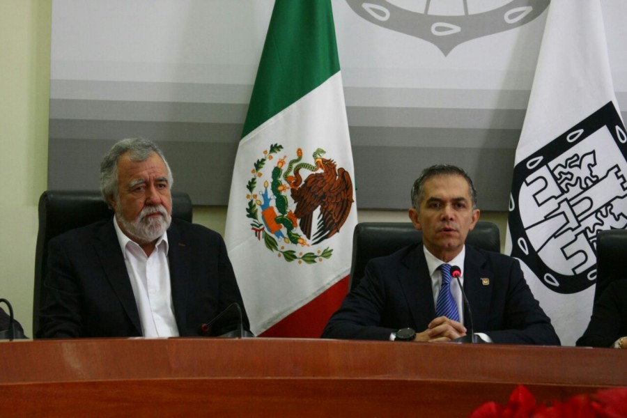 Mancera solicita a la Constituyente modificar artículo que generó confusión por posible gravamen de plusvalía