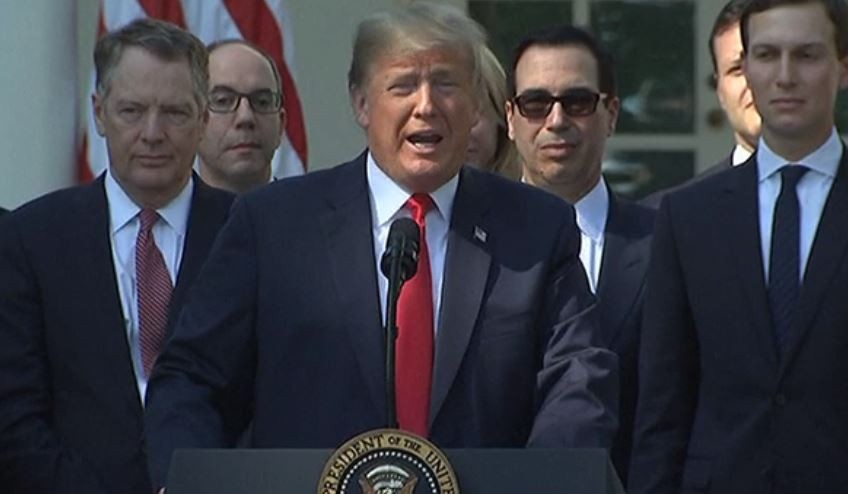Trump agradece a Peña Nieto y López Obrador por renegociar TLCAN