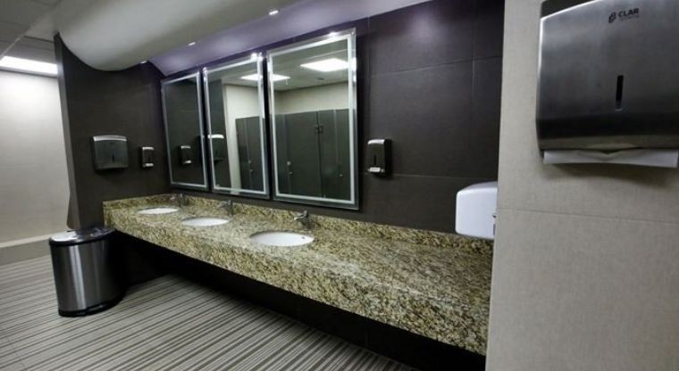 Gastan 904 mil pesos remodelación de baños de Morena