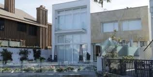 Vende Elba Esther Gordillo su mansión en San Diego