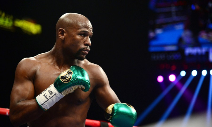 Busca pelea Floyd Mayweather contra el campeón de la UFC McGregor