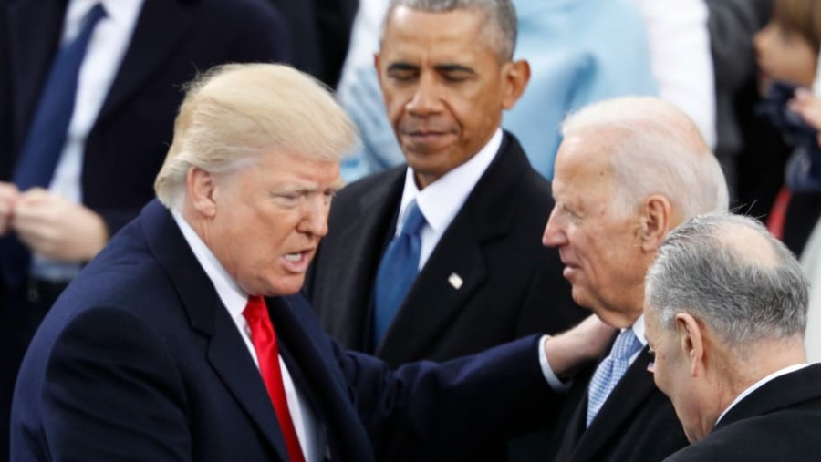 Pidió Trump al presidente de Ucrania investigar a familia Biden