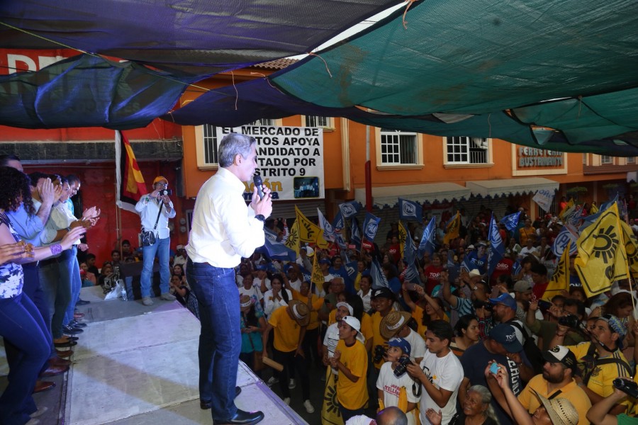 Arropa Mancera a Echavarría en Nayarit