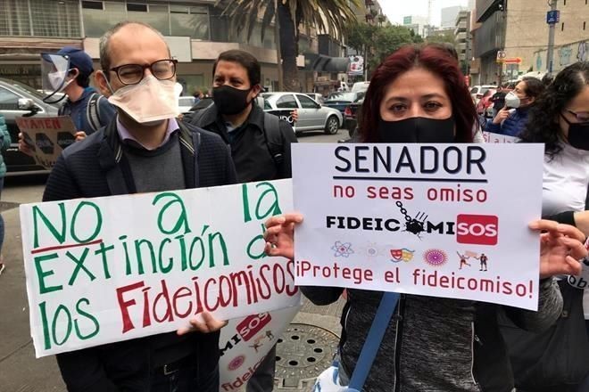 Aprueban en comisiones del Senado dictamen que desaparece fideicomisos