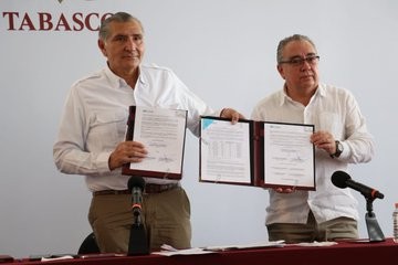 Firman acuerdo gobierno de Tabasco y CFE para perdonar deuda histórica
