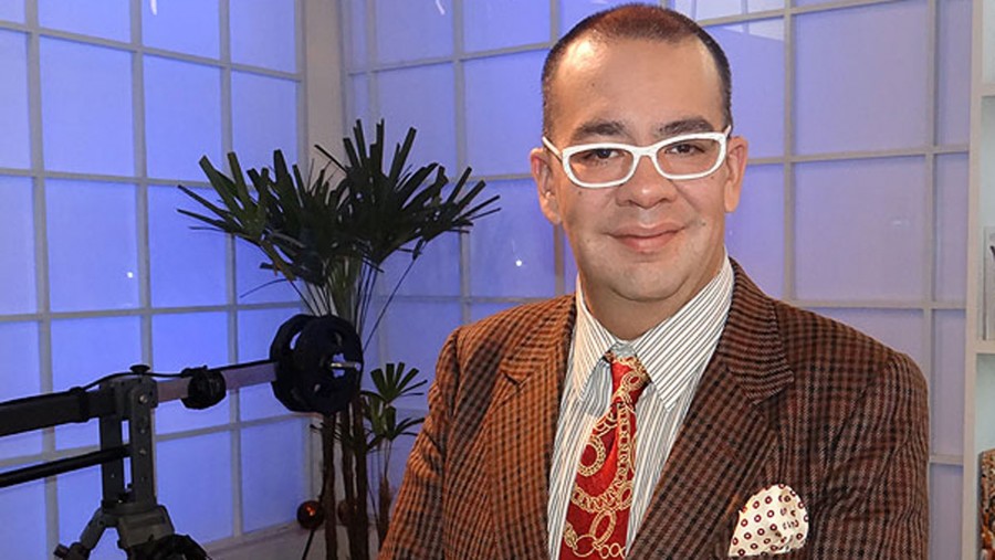 Exigen destitución de Nicolás Alvarado de TV UNAM