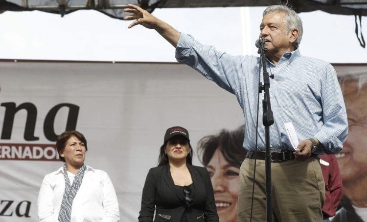 AMLO afirma que no los detendrán con mantas en Edomex