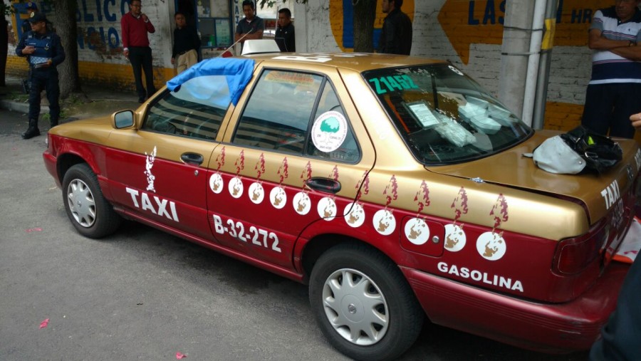 Identifica Semovi a auto con permiso falsificado