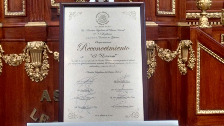 Conmemora ALDF 100 años de El Universal