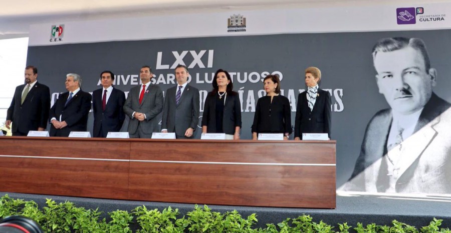 PRI celebra aniversario luctuoso a Plutarco Elías Calles