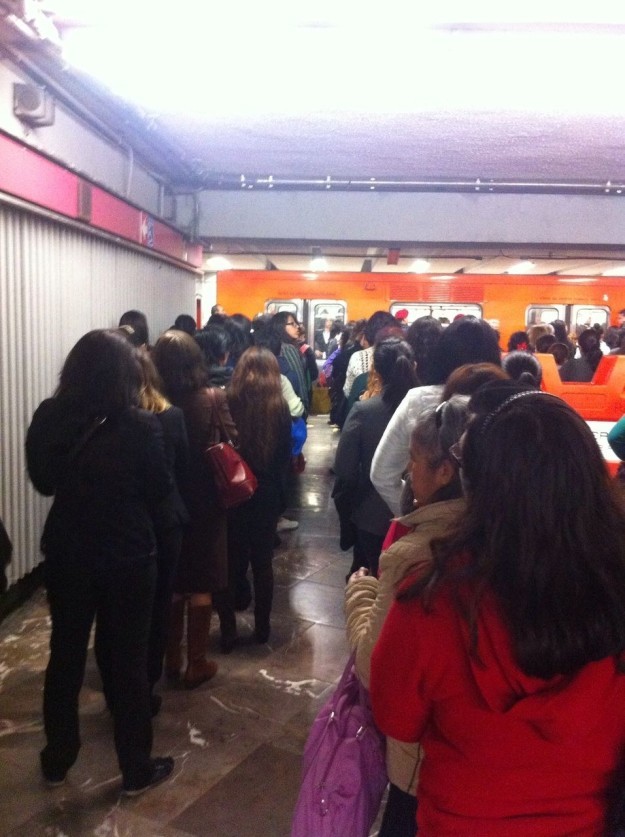 Crece educación cívica en el Metro de la CDMX