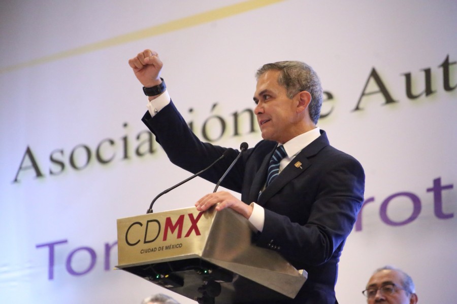 Propone Mancera fondo estabilizador monetario