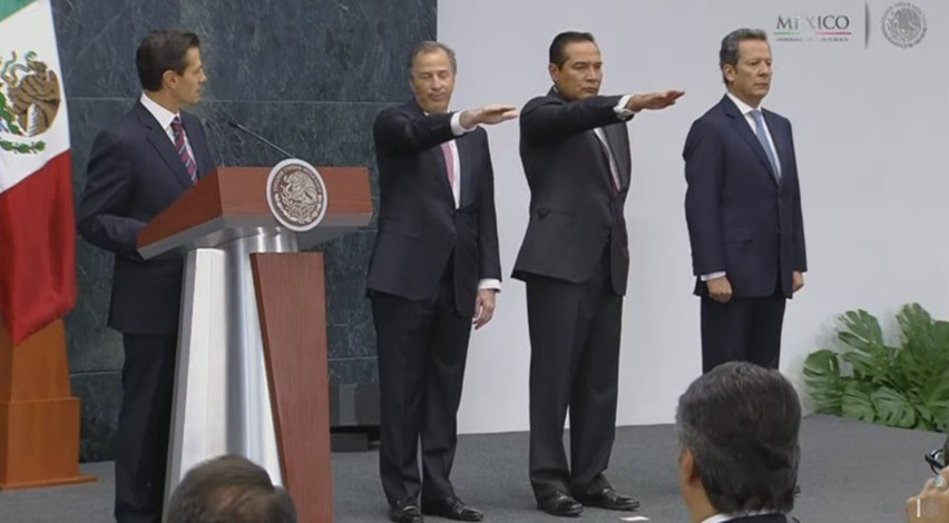 Acepta PeÃ±a renuncia de Videgaray; asigna a Meade como nuevo titular de Hacienda
