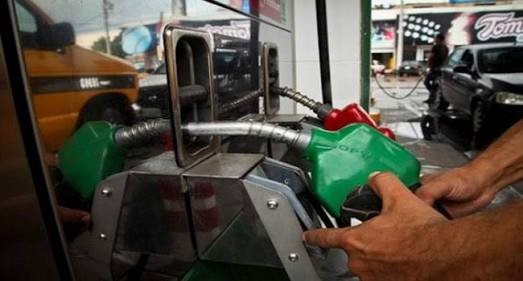 Admiten tercer amparo de la CDMX contra gasolinazo