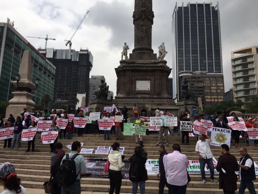 Protestan contra Línea 7 del Metrobús simpatizantes de Morena