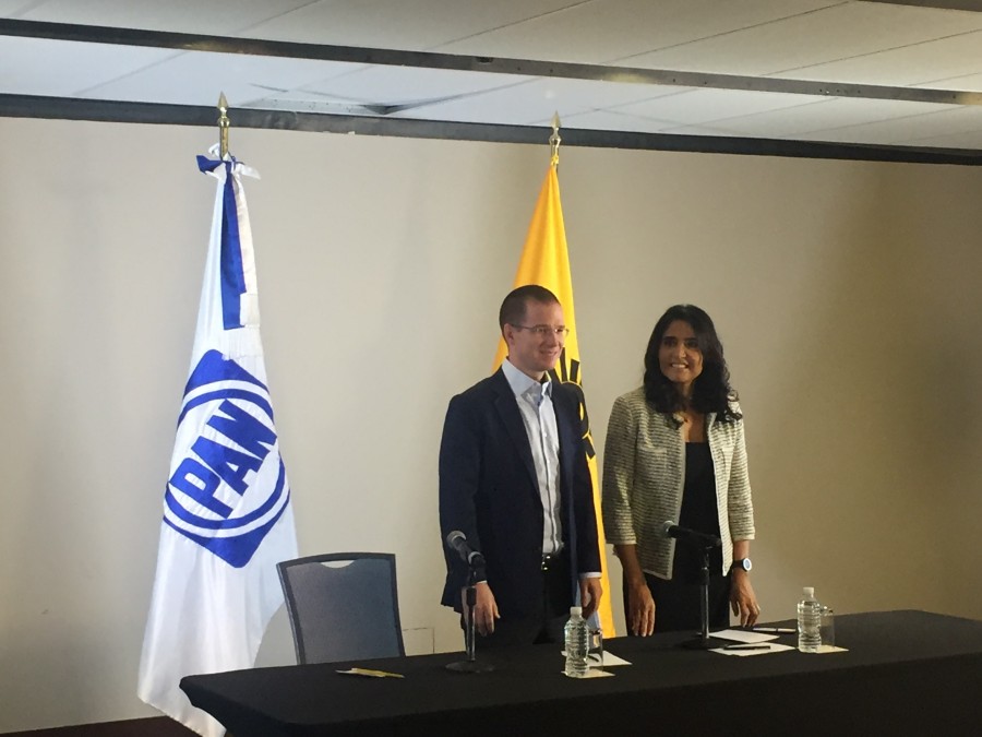 PAN y PRD van por frente opositor para 2018