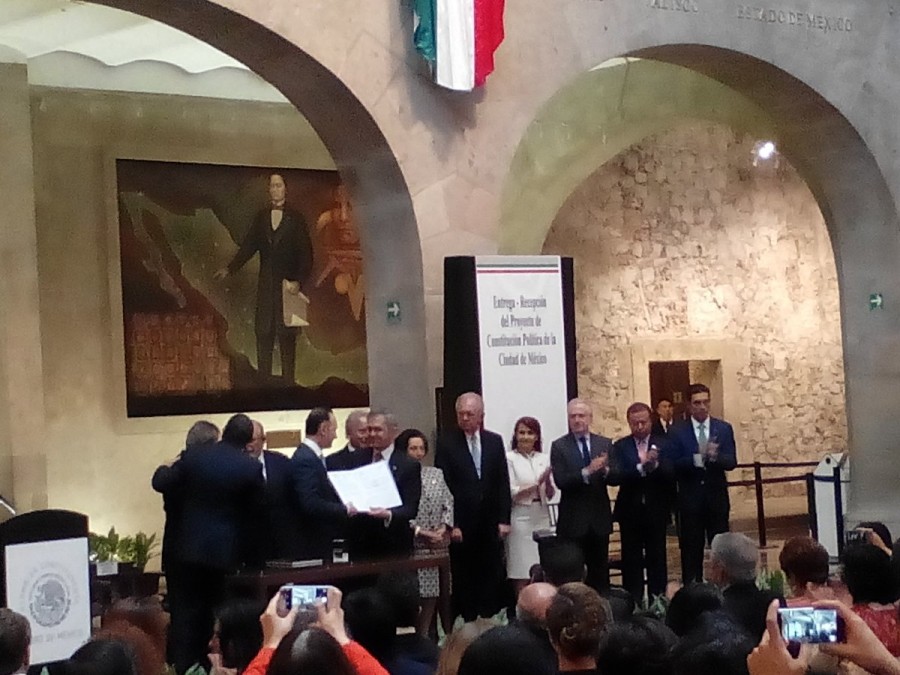 Capitalinos podrán modificar la Constitución de la CDMX