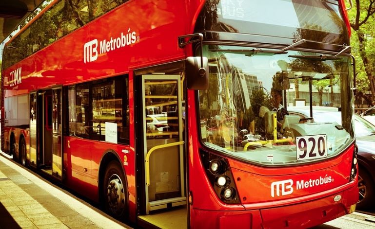 Entregan primeras tarjetas de transporte todo el uno: Metro, Metrobús, Ecobici, Trolebús y más