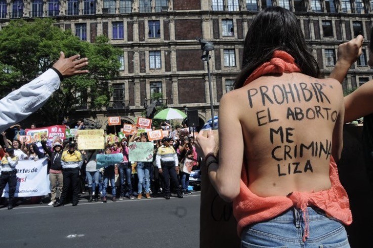 PRD presenta propuesta para legalizar aborto en todo el país