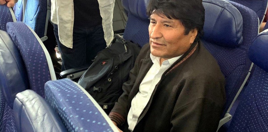 Reciben a Evo Morales con estatus de asilado en Argentina