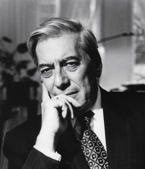 El escritor Mario Vargas Llosa cumple 81 años