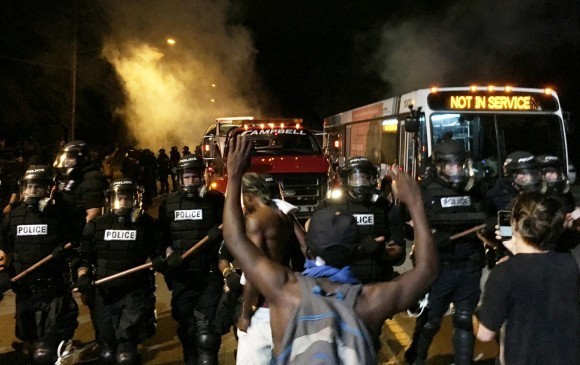 Declaran estado de emergencia en Charlotte