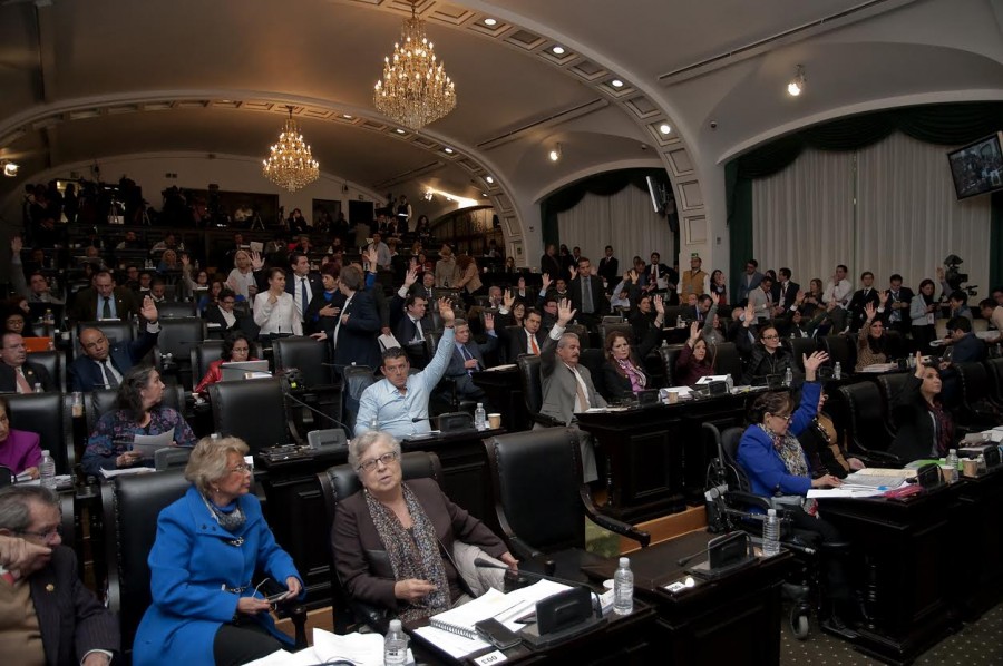 Una Constitución que se aprueba a retazos, sacados de un itacate