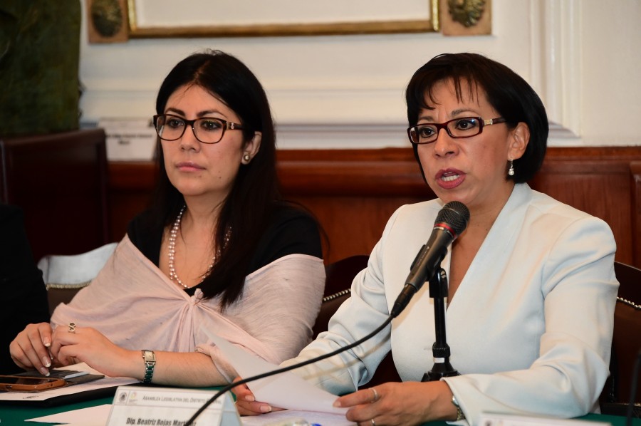 Realizan foro en favor de mujeres capitalinas