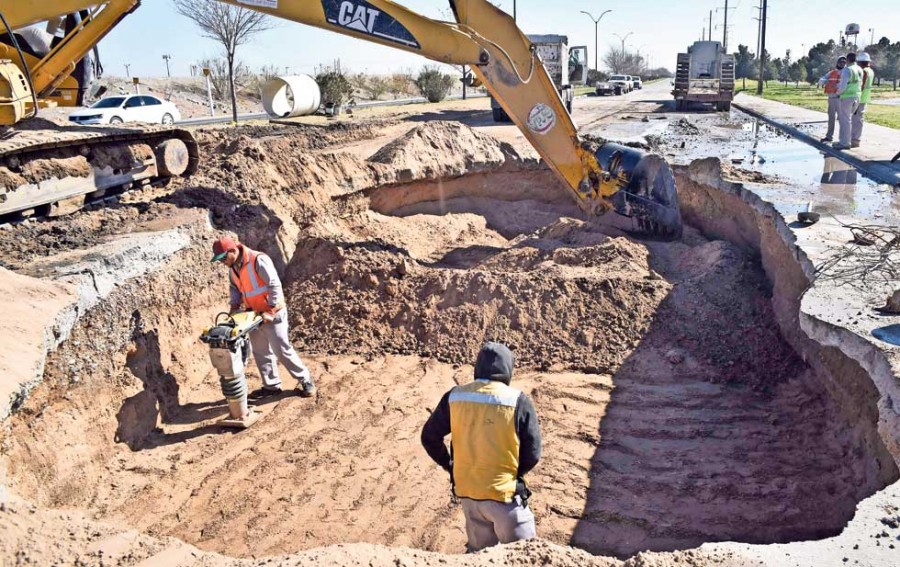 Preparan apertura de tramo en el Juan Pablo ll tras socavón en Juárez