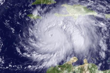 Matthew cobró 6 muertos a su paso por el Caribe