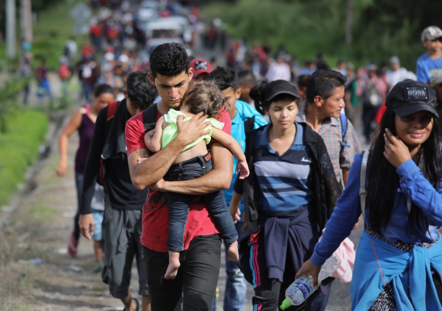 AMLO refrenda defensa de migrantes