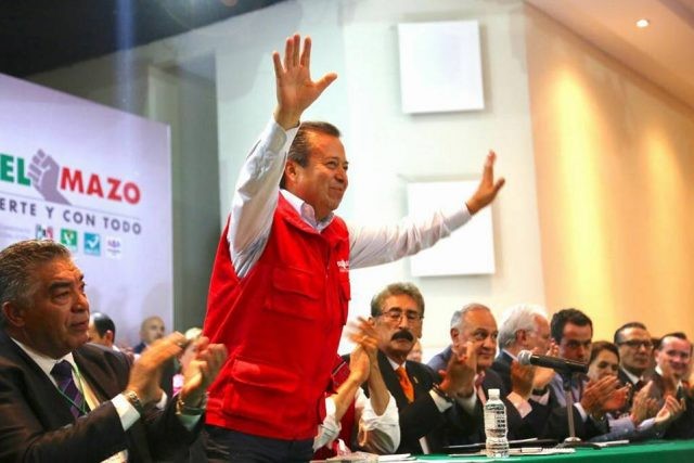 César Camacho buscará el senado por el PRI en Edomex