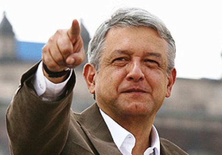 AMLO exige renuncia de Ruiz Esparza